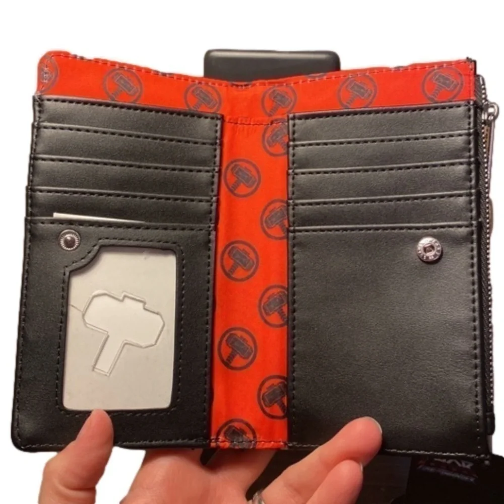 Loungefly Thor Love and Thunder Wallet Glow in the Dark Marvel Cosplay NWT
